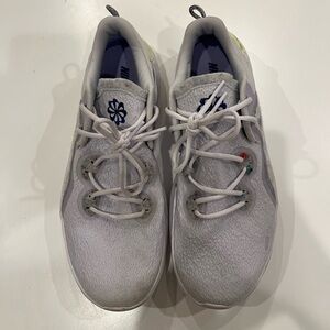 Nike Kids Gray Sneakers with White Accents